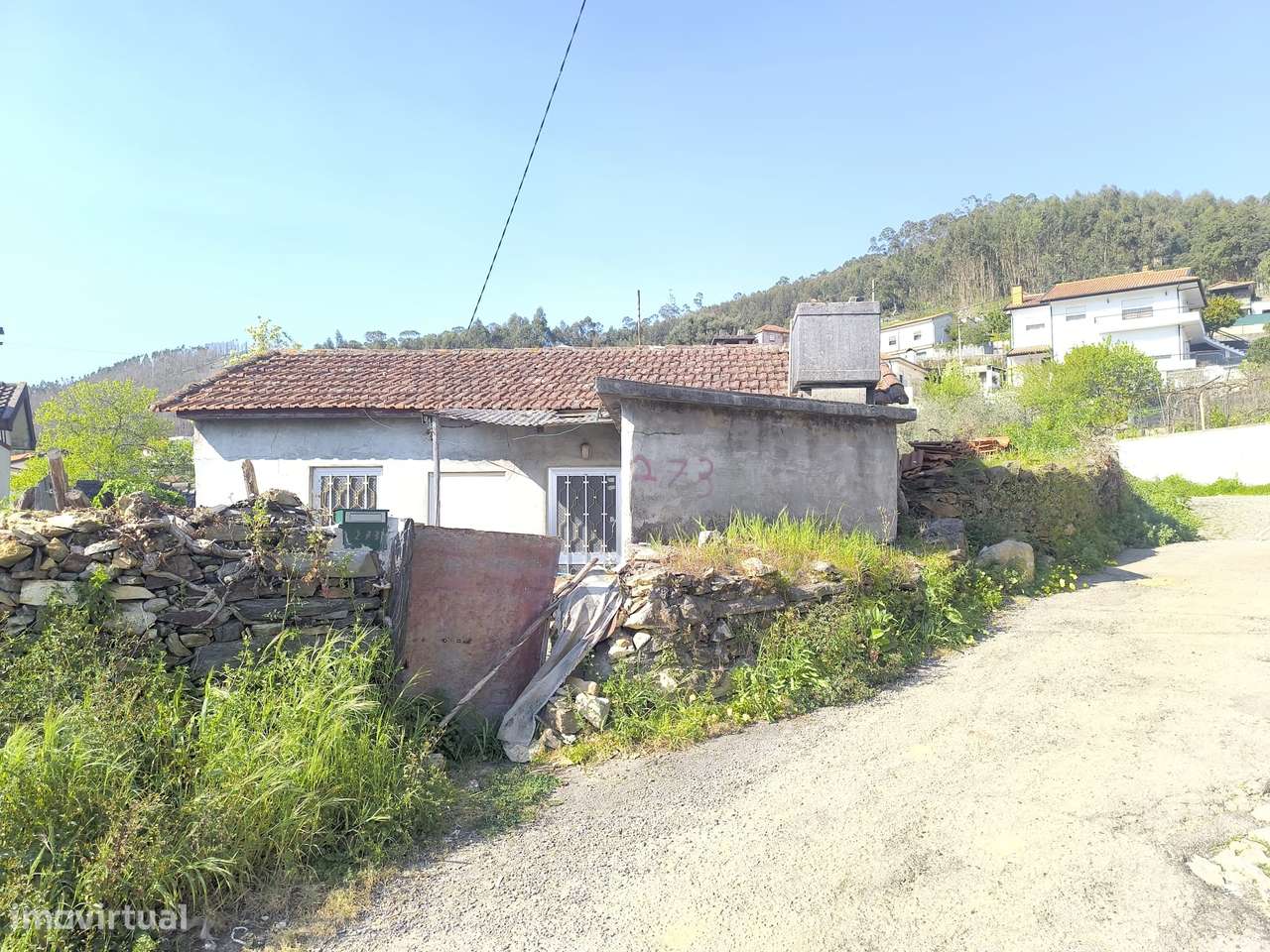 Casa térrea com terreno 925 m2 em Aguiar de Sousa-3
