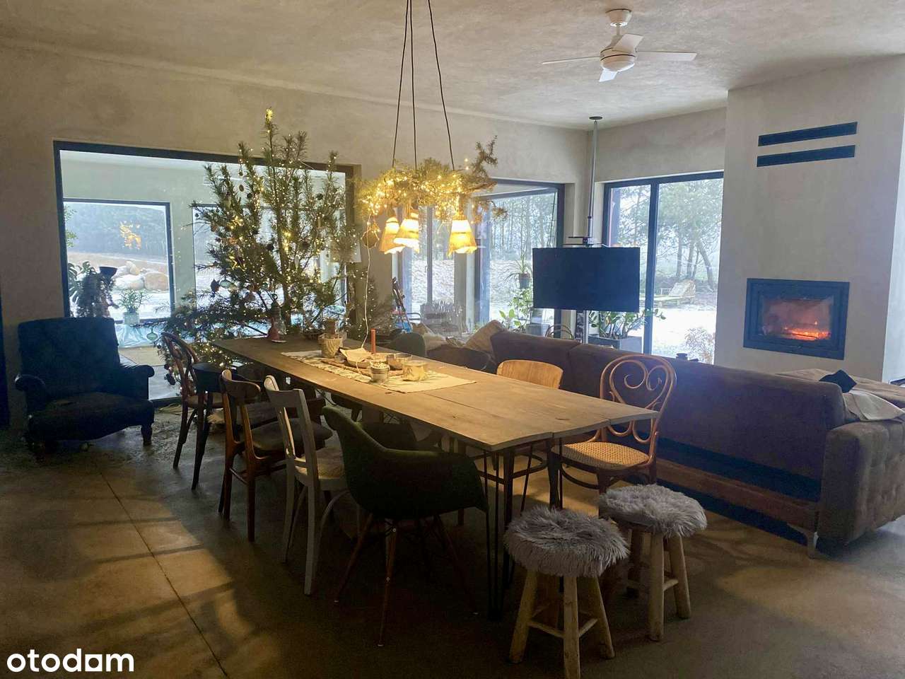 Nowoczesna oaza przy lesie z basenem i ekologiczną ziemią-12