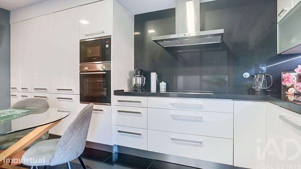 Casa / Villa T4 em Arcozelo de 332,00 m2 - Grande imagem: 4/21