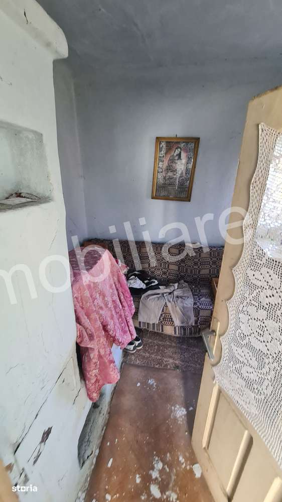 Casă de vânzare în comuna Merișani, sat Vâlcelele, județ Argeș.-5