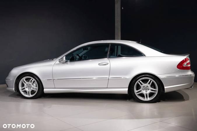 Mercedes-Benz CLK 55 AMG - 8