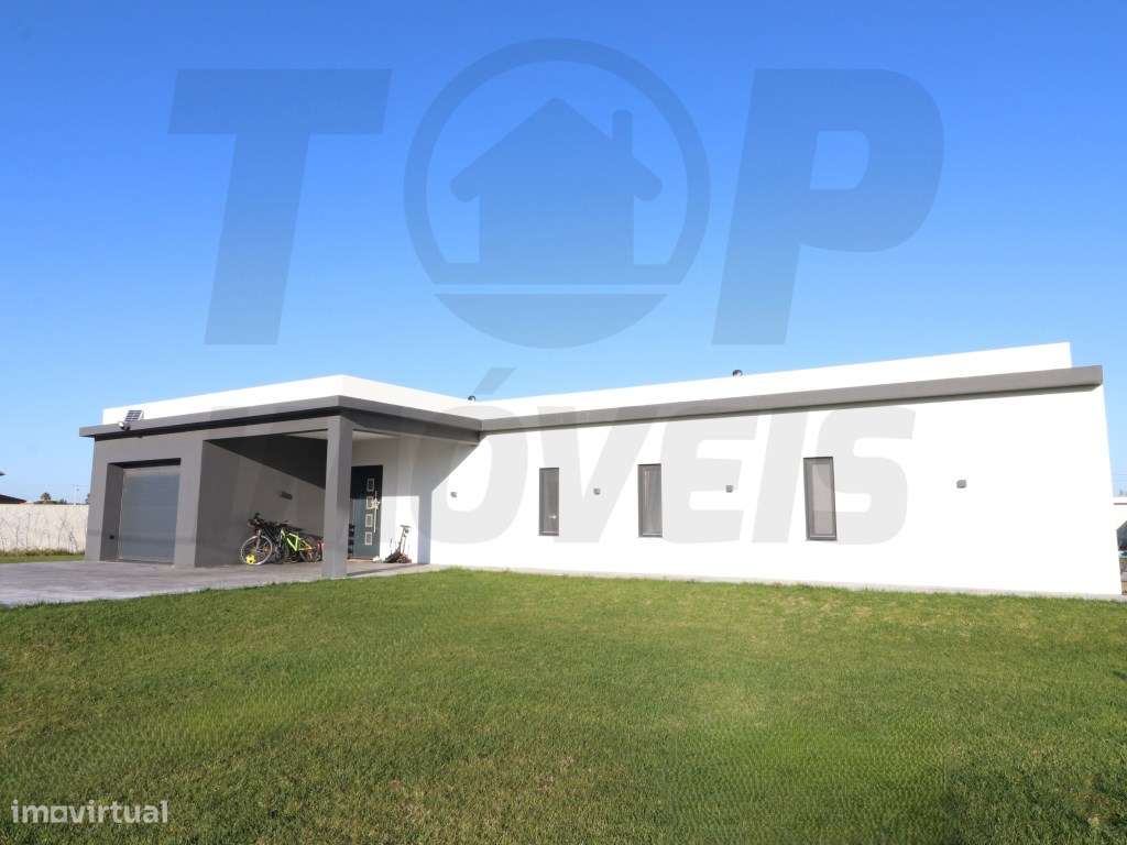 Moradia Contemporânea V4 - Salvaterra de Magos - 575.000€ - Grande imagem: 1/24