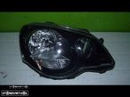 Farol Direito Volkswagen Polo - 2005 / 2009 - F916 - 2