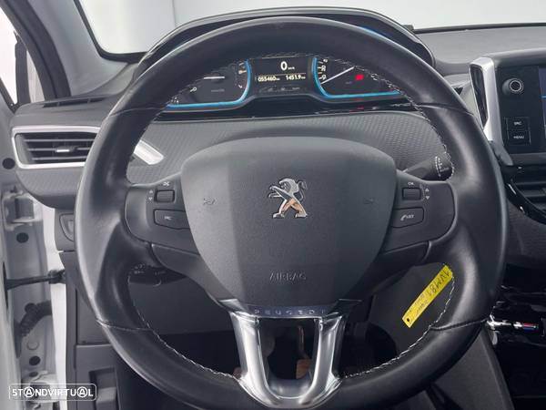 Peugeot 2008 1.2 PureTech Allure - 14