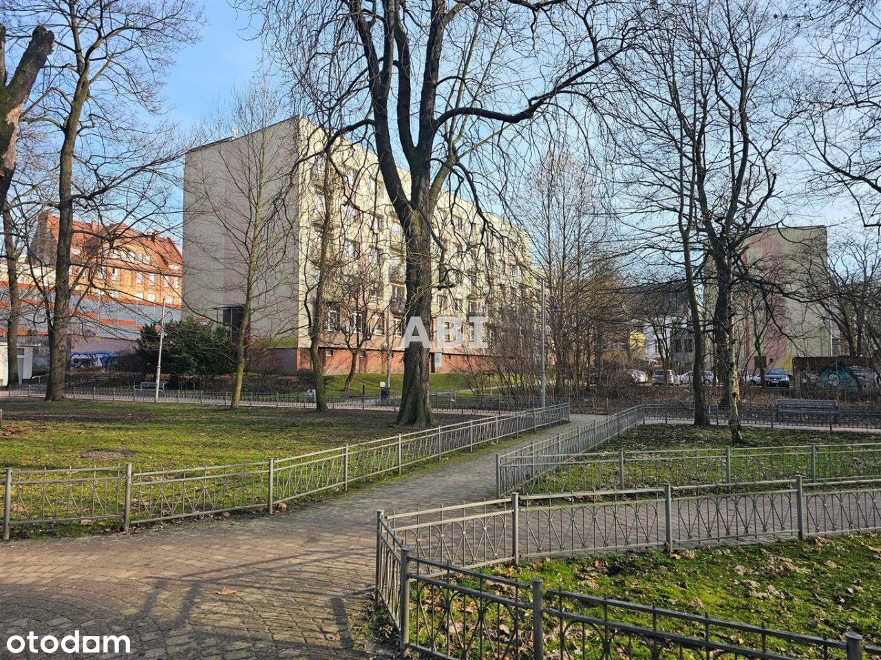 Mieszkanie do remontu blok Dąbrowskiego