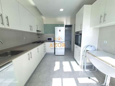 Apartamento T3 Venda em Ponta Delgada (São Sebastião),Ponta Delgada-8