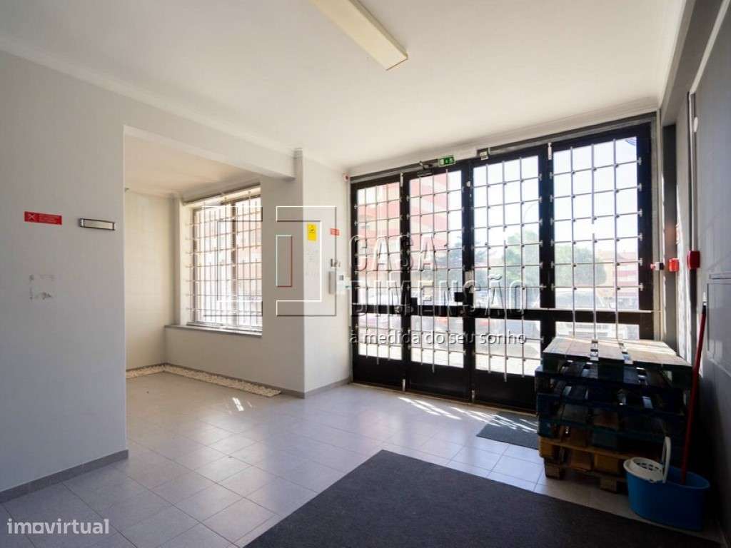 Loja Venda Amadora - Grande imagem: 2/47