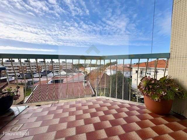 Apartamento T3 Renovado em Mozelos-20