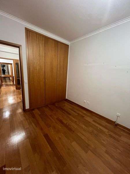 Apartamento T3 com garagem - Grande imagem: 4/8