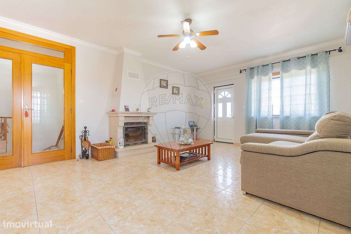 Moradia T2 para venda - Grande imagem: 3/30