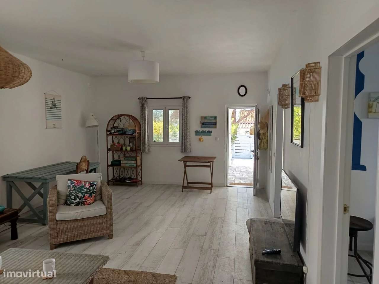 Encantadora Moradia T3 Totalmente Renovada na Ilha da Armona, Algarve - Grande imagem: 5/27