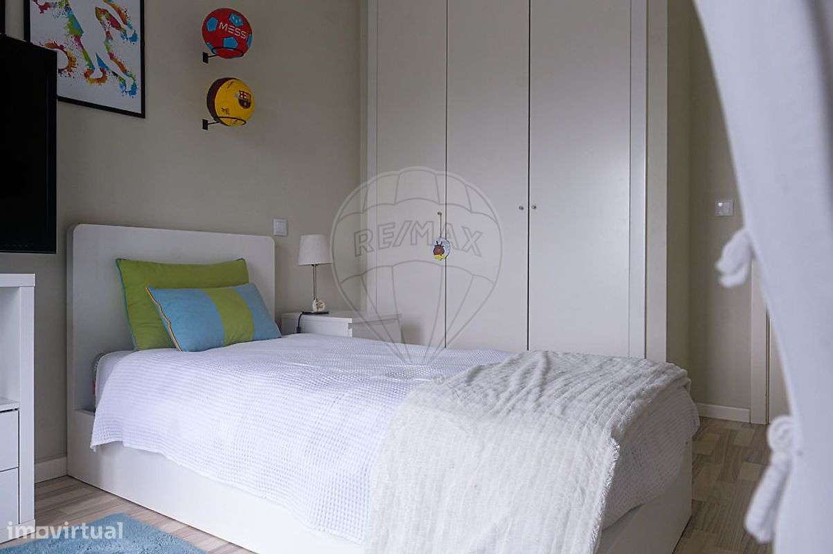 Moradia T4 para venda-24