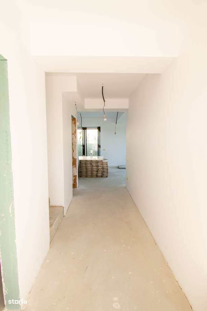 Vila alipita, impecabil executata, teren 350mp, preechipare AC - Imagine principală: 5/20