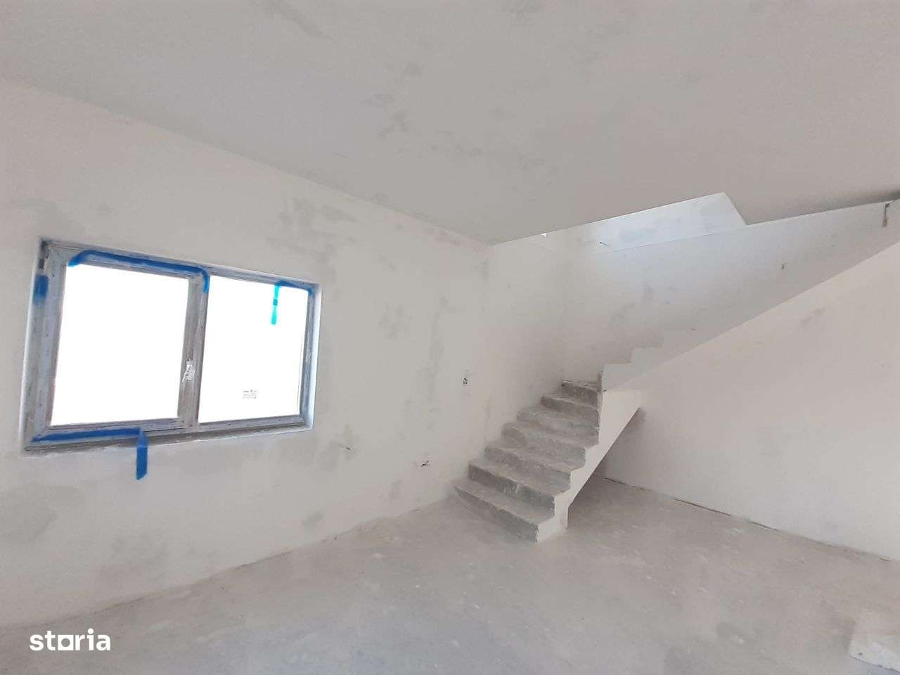 Vila Duplex De Vanzare In Rediu - Imagine principală: 3/9