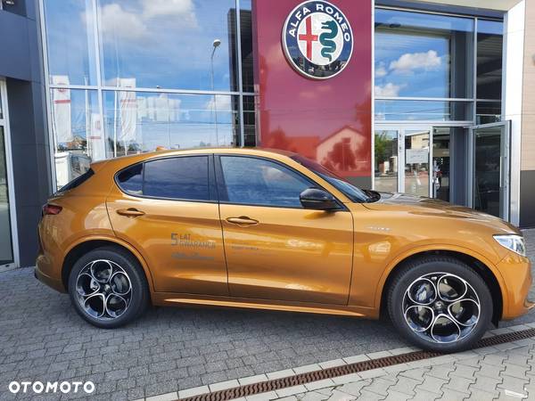 Alfa Romeo Stelvio 2.0 Turbo Veloce Q4 - 13