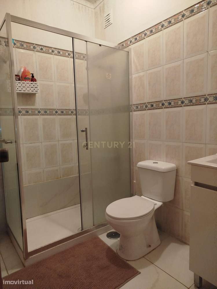 Apartamento T2 em Alto do Seixalinho, Barreiro-11