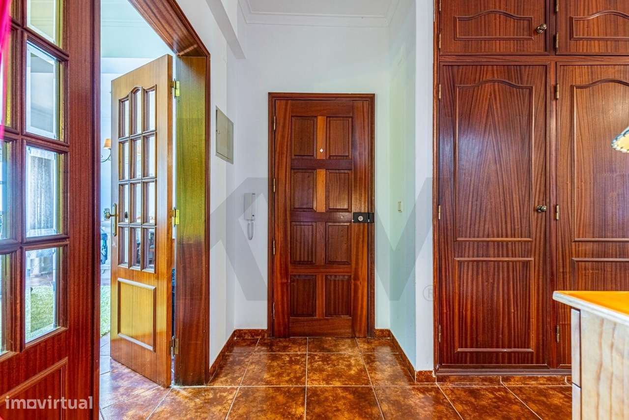 A Sua Porta de Entrada para o Lago Azul e Centro de Portugal: Espaçoso-21