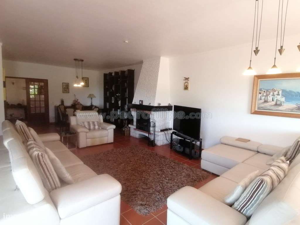 Moradia T4 Duplex Venda Sesimbra-8