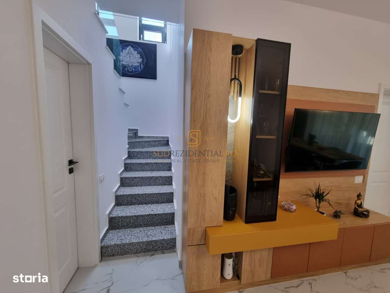 Vila 4 camere, Comuna Berceni, eficienta energetic, P+1E - Imagine principală: 4/20