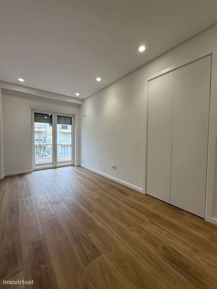 Apartamento T3 remodelado c/ Terraço - APA3169/25 - Grande imagem: 3/5