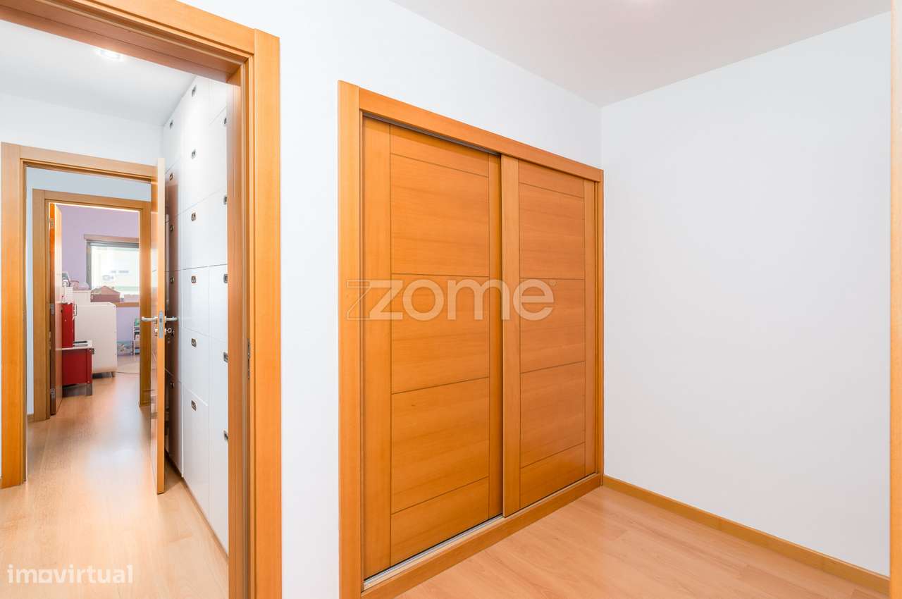 Apartamento T3 em Paio Pires-14