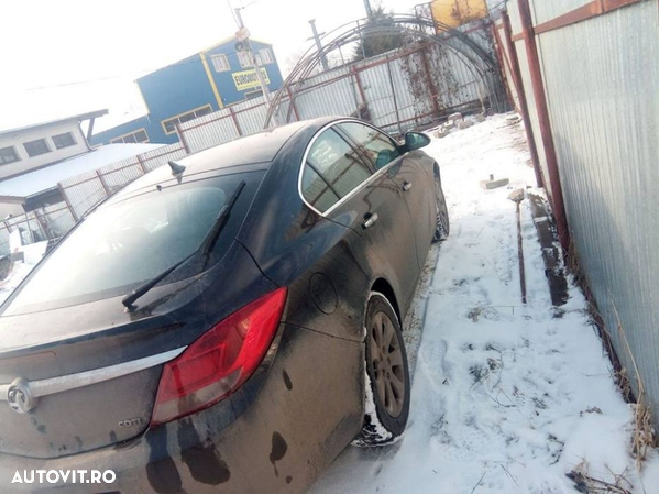 Dezmembrez Opel Insignia 2.0 A20DTH 2010 2011 euro 5 - 6