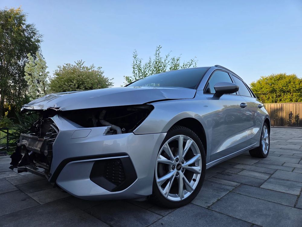 Audi A3 8Y (2020 - ) 2.0 TDI S tronic sport 2022