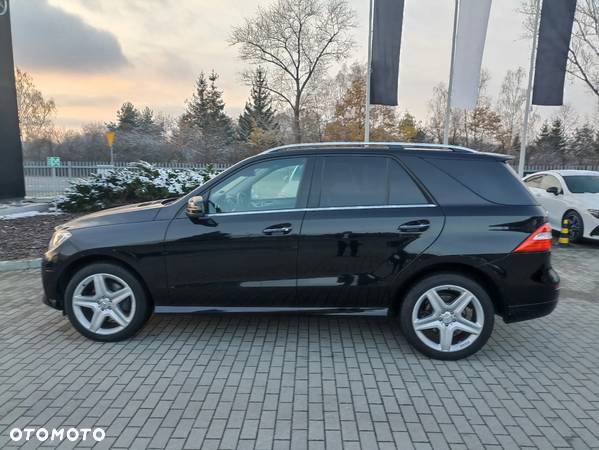 Mercedes-Benz ML 350 BlueTec 4-Matic - 3