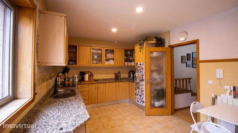 Moradia T4 para arrendar em Espinho - Grande imagem: 4/12