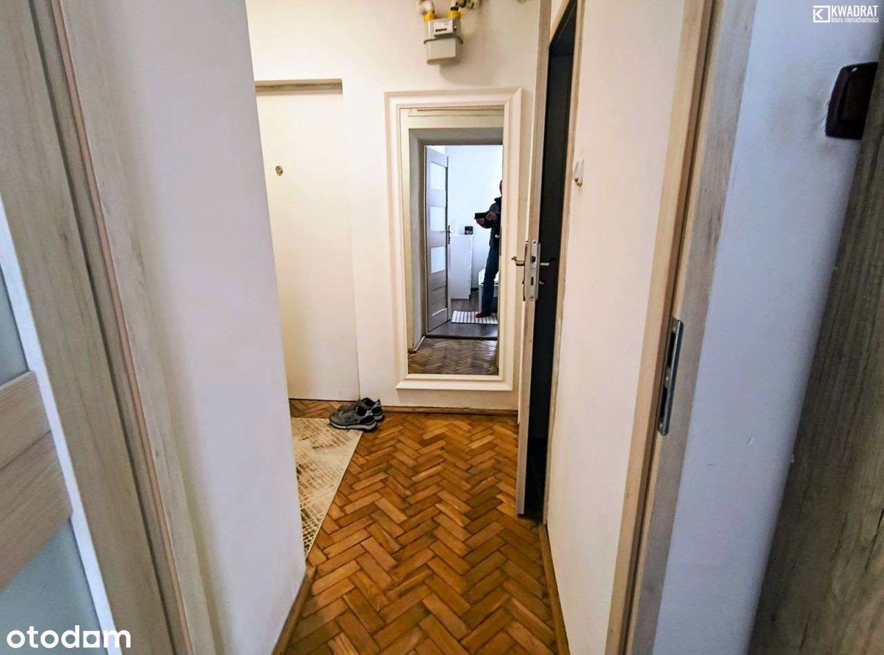 Dwa pokoje 40.50 m2 + balkon super lokalizacja. Śr-11