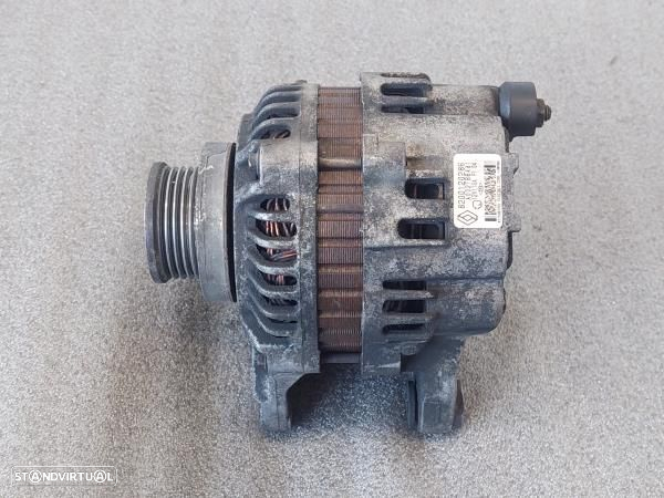 Alternador Renault Clio Ii Caixa (Sb0/1/2_) - 2