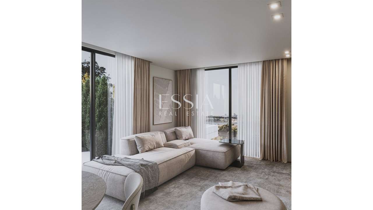 Apartamento T1+1 com Varanda em Canidelo, Gaia