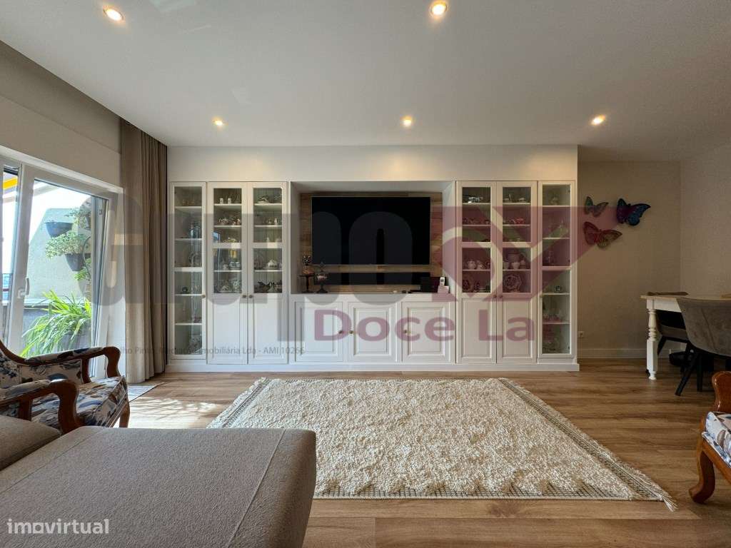 Apartamento T2 c/ piscina - Condominio Privado-7