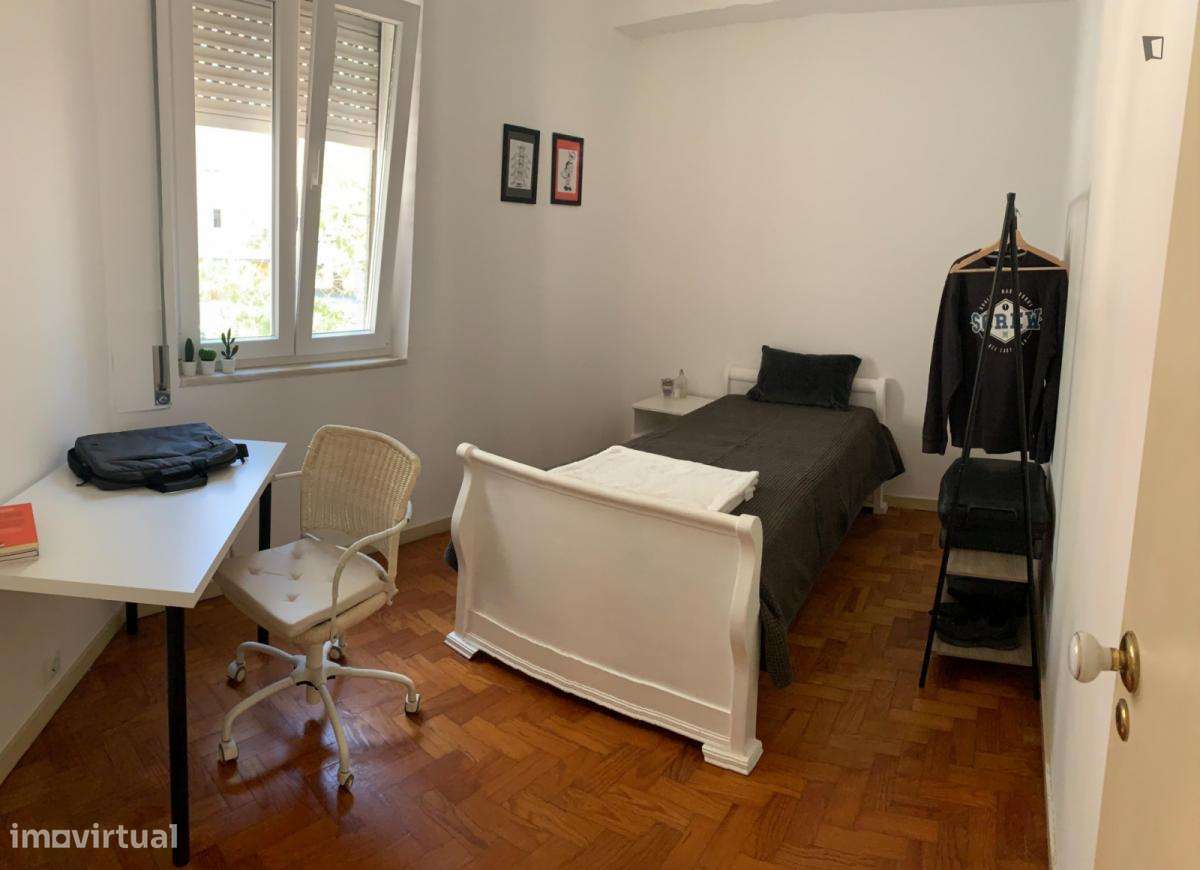 Quarto - localizado em Olivais Lisbon - Grande imagem: 1/4
