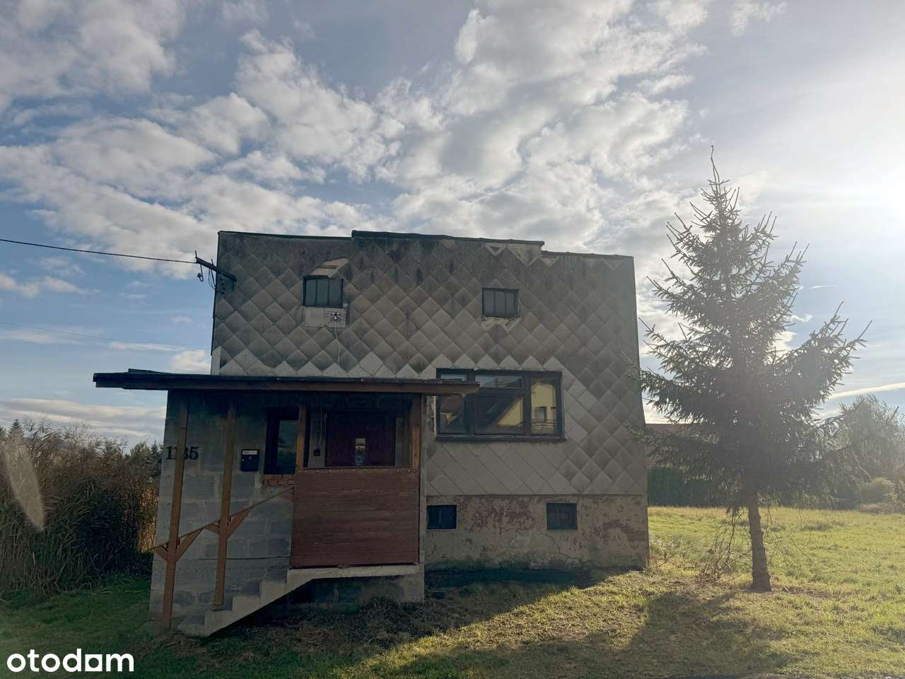 Dom do remontu z dużym  potencjałem i pięknym widokiem !-1