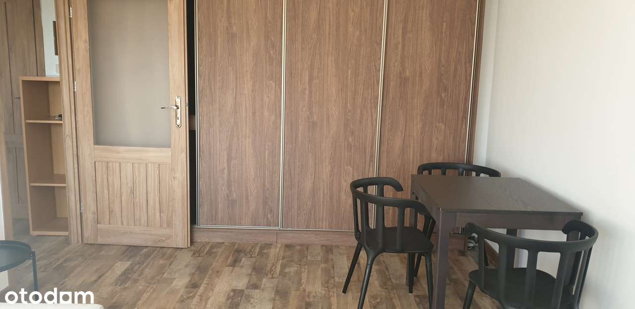 Mieszk. 2 pok. blok z oddzielną kuchnią i piwnicą Powstań Narodowych - Pełny obrazek: 3/8