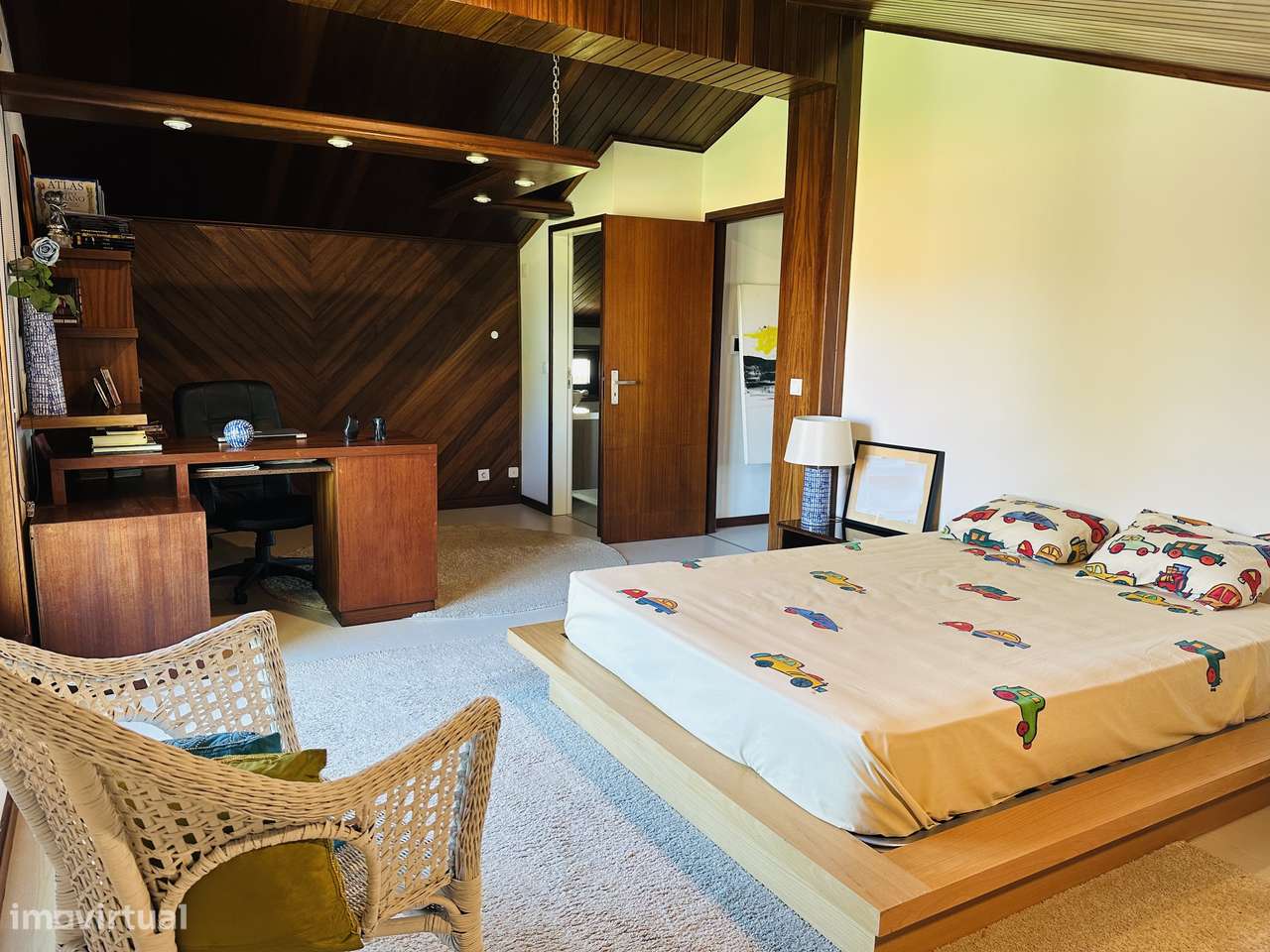 Moradia T4 de charme com grande jardim em zona tranquila-25