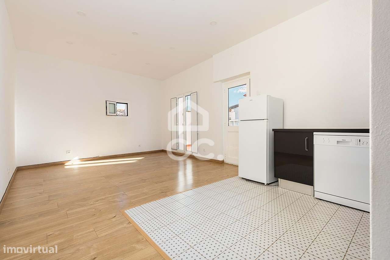 Moradia T3 Renovada c/ Terraço para Arrendamento | Centro Histórico de - Grande imagem: 5/31