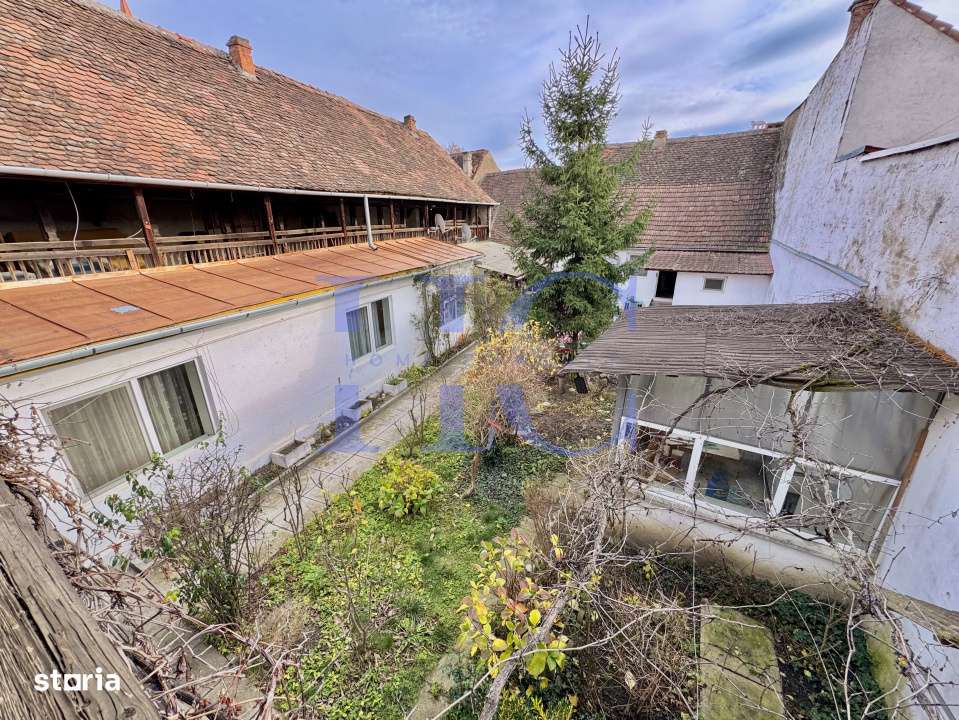 Casa 266 mp teren 800 mp - Cisnadie - locuinta sau pensiune-14
