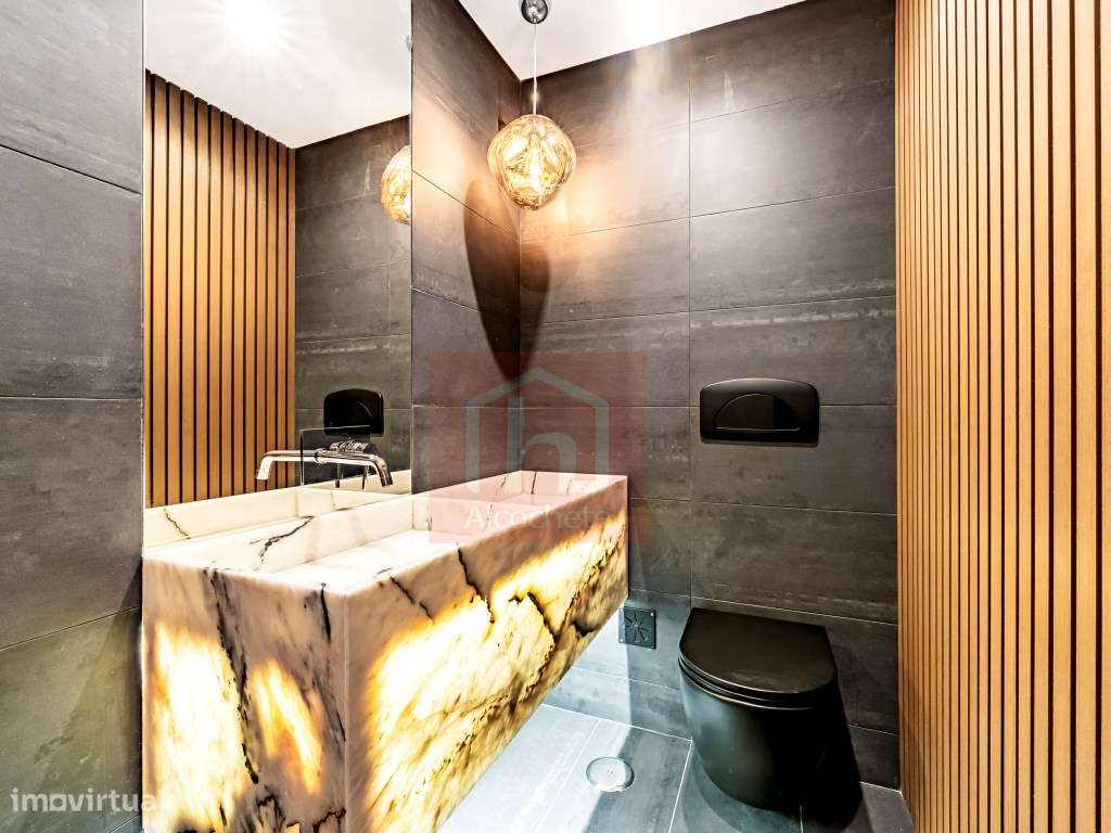 Moradia T4 geminada + Rooftoop em Alcochete-27