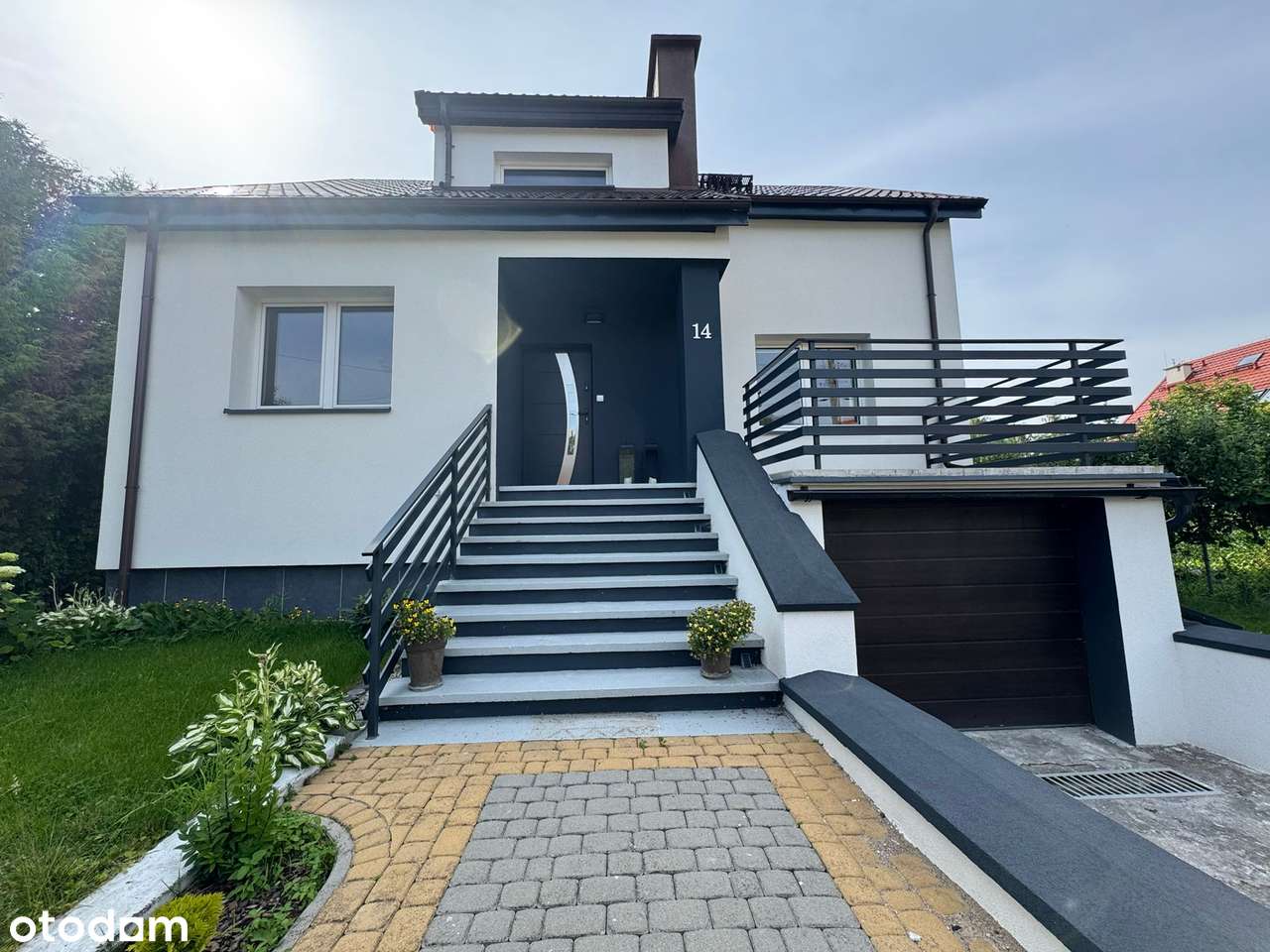 Przestronny dom z ogrodem i warsztatem - Pełny obrazek: 2/20