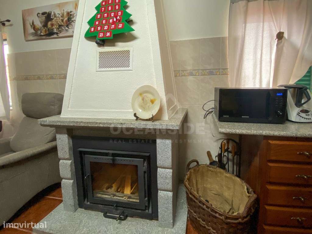 Moradia Independente Em Escalos De Baixo-10