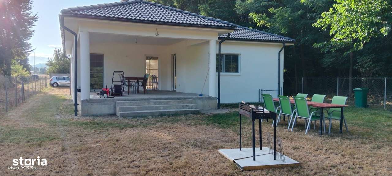 Casa Noua/ Zona Budesti / Tip Bungalow /-0