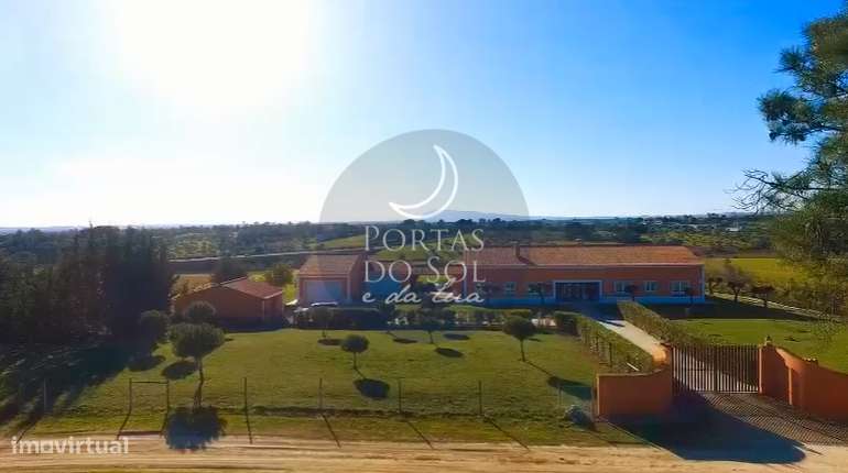 Quinta V4 em 34.200 m2 de terreno c/ piscina e furo - Grande imagem: 4/20