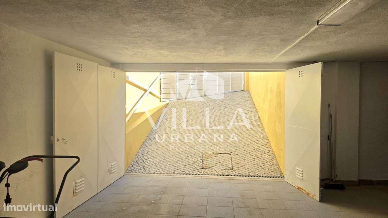 Moradia Isolada T4 com Cave, Sub-cave e Jardim | Charneca da Caparica-43