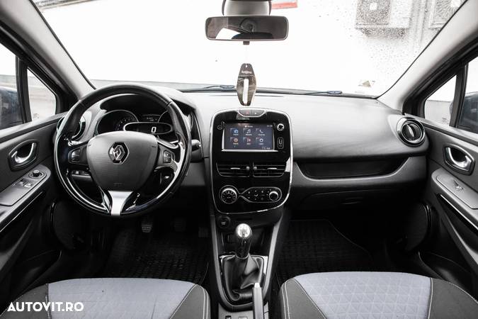 Renault Clio 1.2 16V 75 Experience - 16