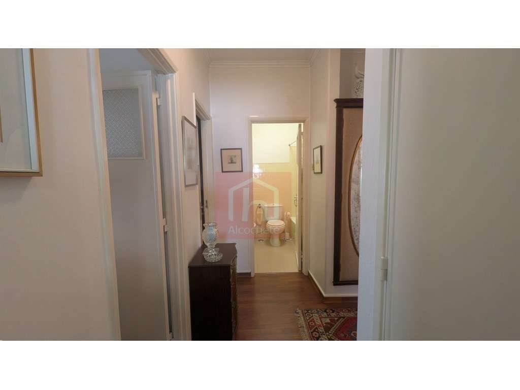 Apartamento T3 na Estrada da Luz, Benfica-31