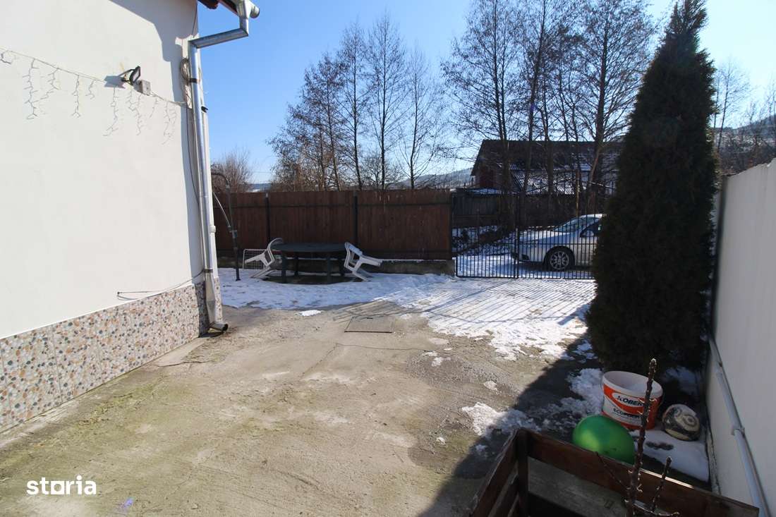 Vând casă Parter+Mansardă în Boș, la 8km de Hunedoara, teren 183mp-4