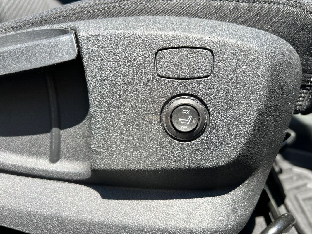 BMW Seria 1 - 28