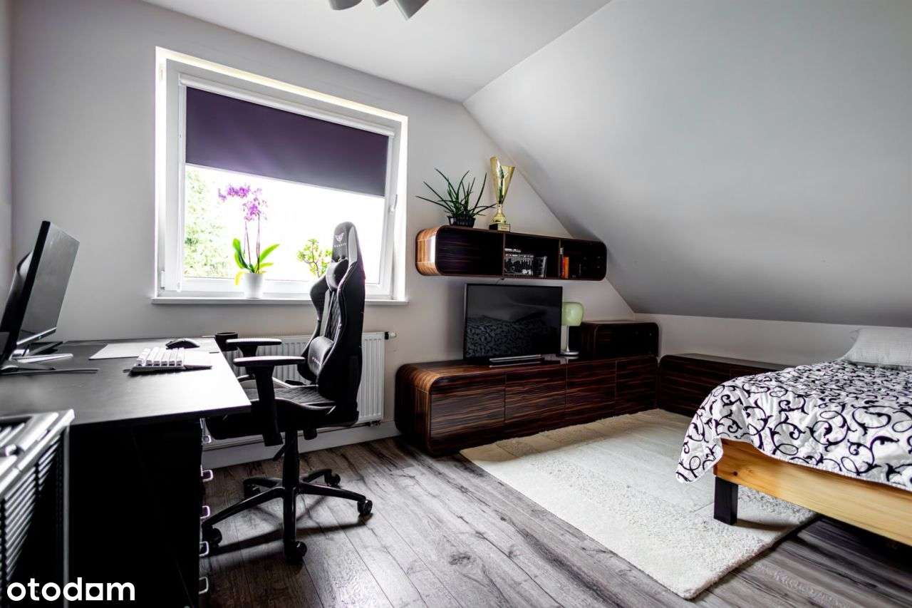 Komfortowy bliźniak na 3-arowej działce z altanką-9